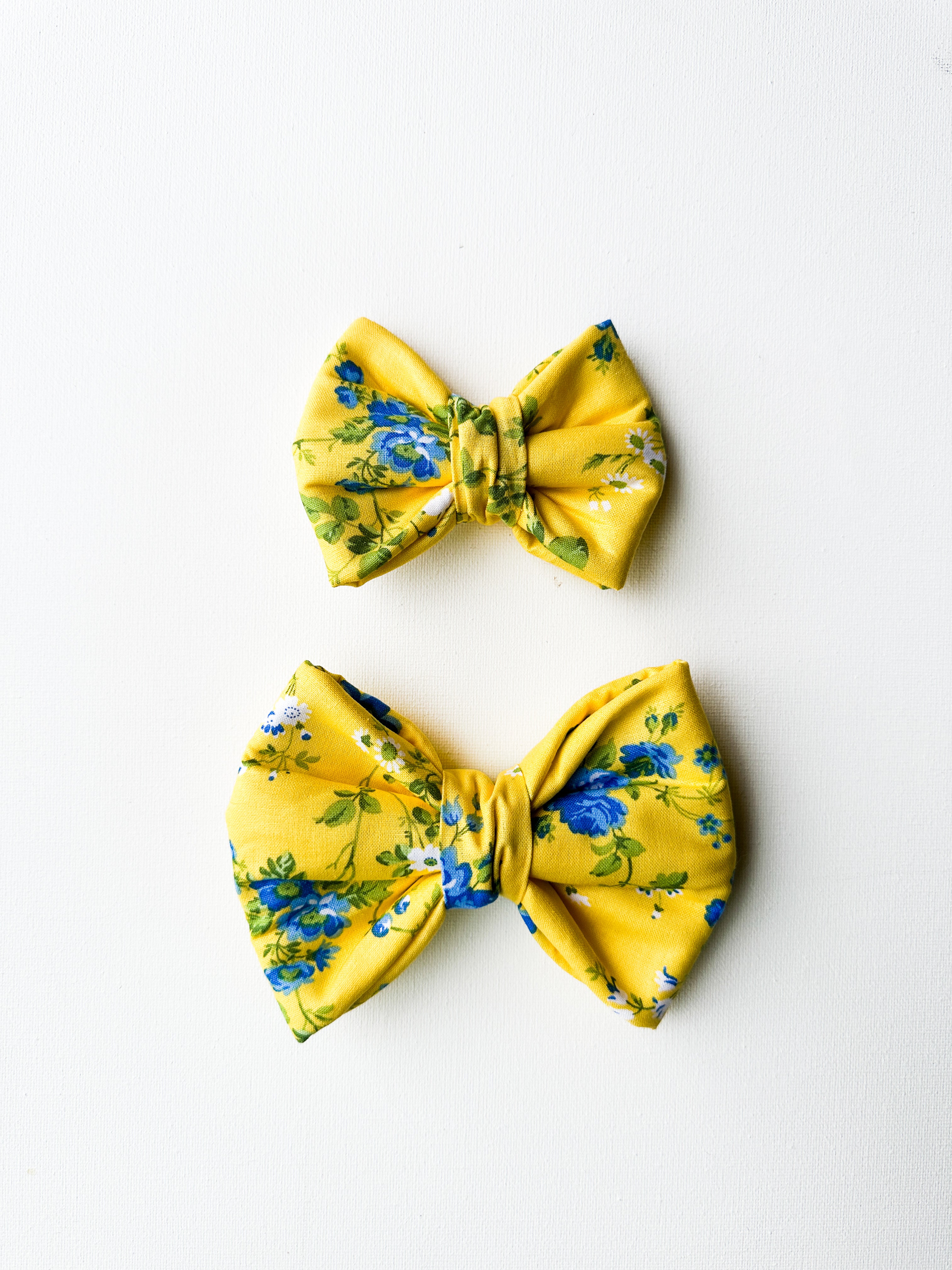 Lemon Blossom Over the Collar Bow