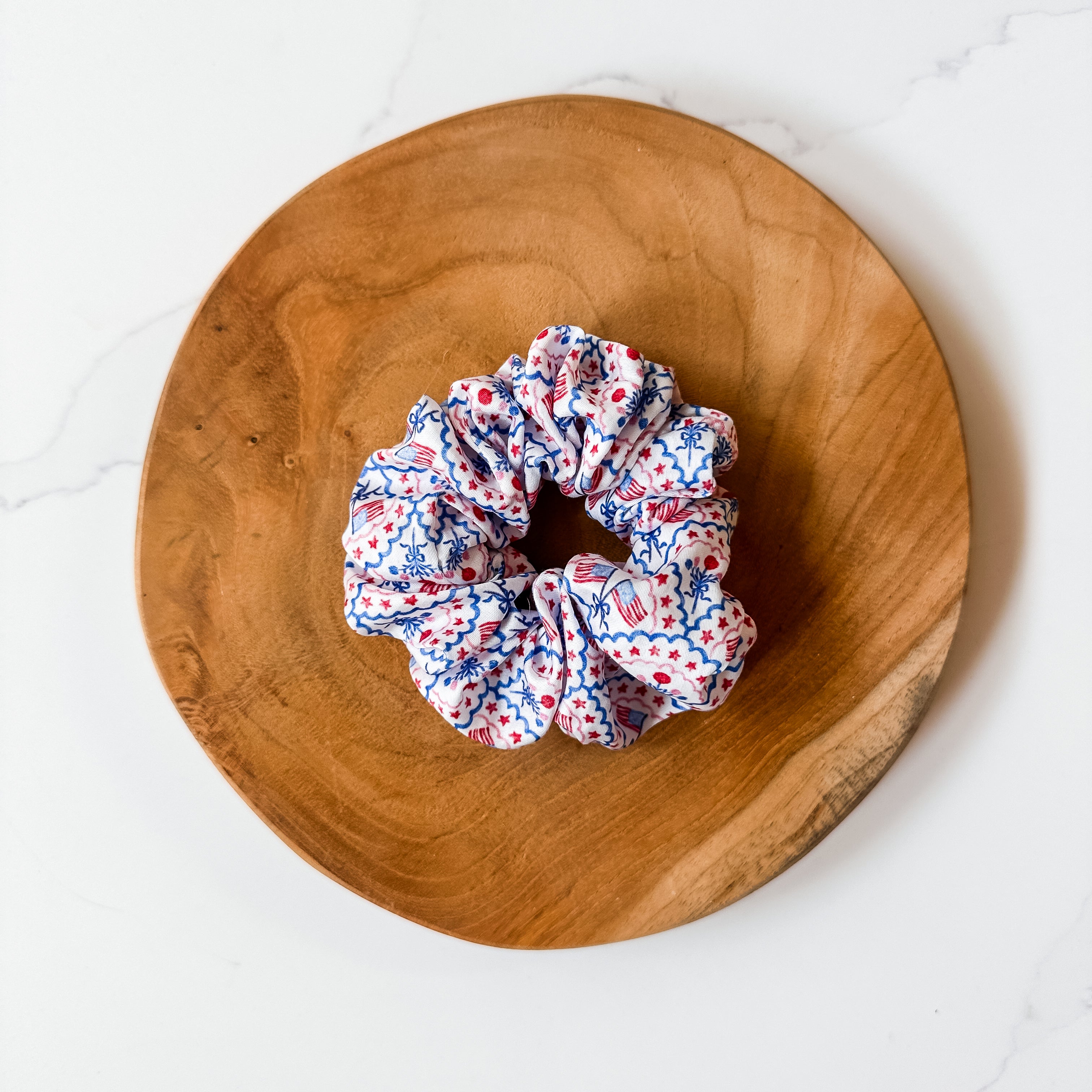 Americana Scallops Scrunchie