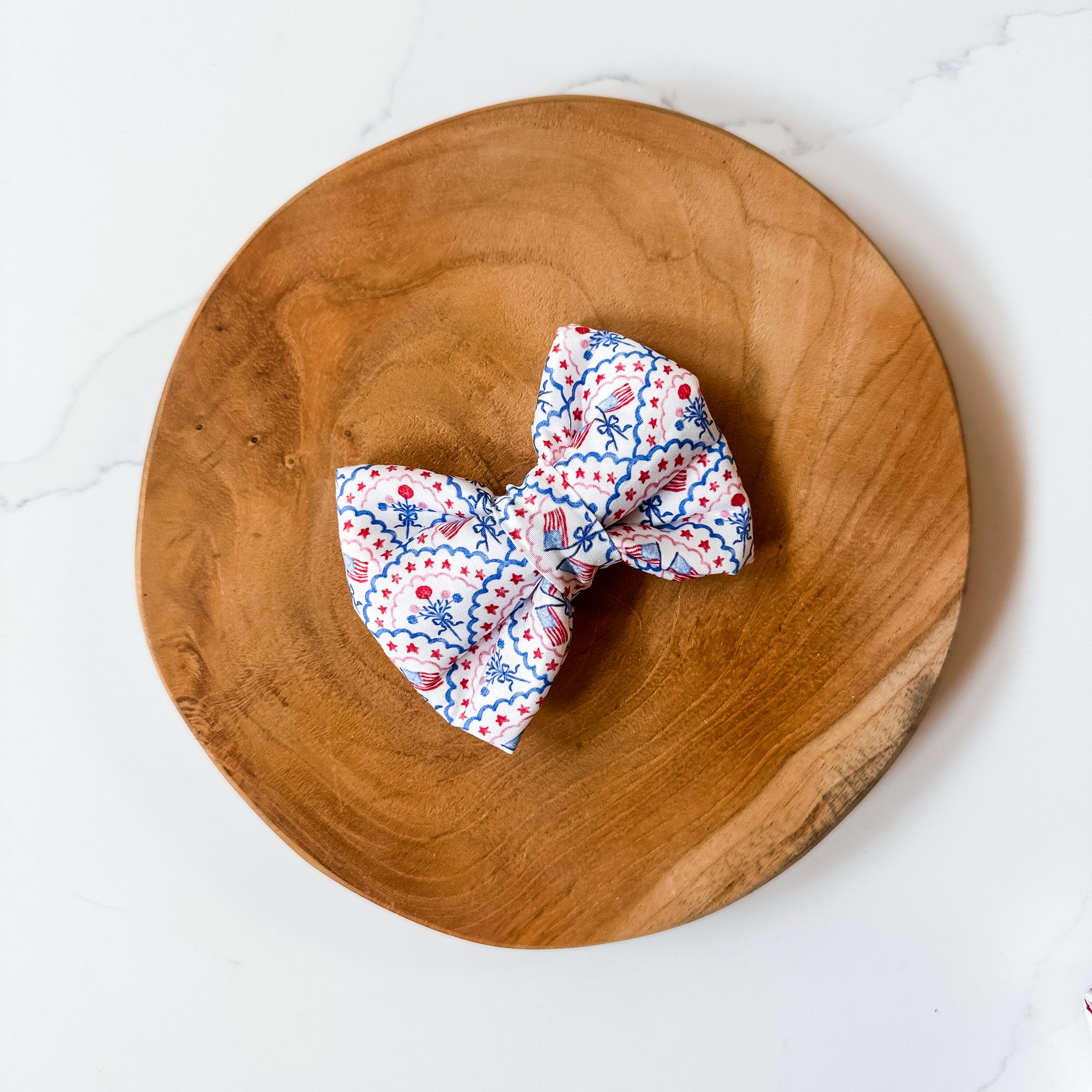 Americana Scallops Plush Bow