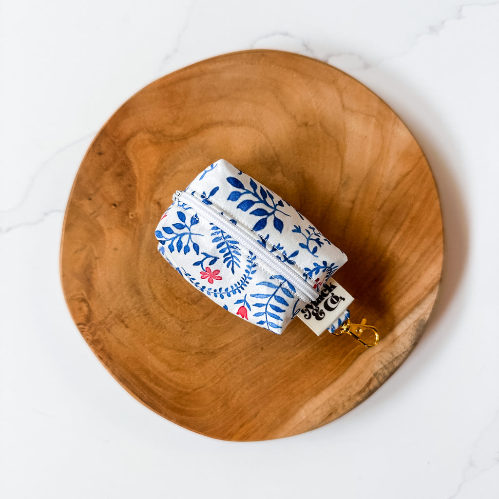 Founding Florals Waste Bag Holder